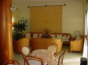 Solki فندق SantʼAntìoco